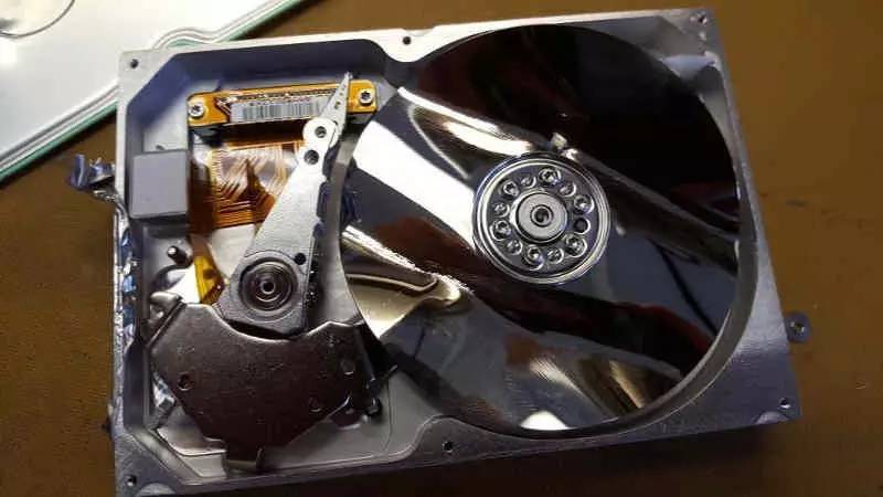 废旧机械硬盘改装成功率高的,移动硬盘改装成可调电源