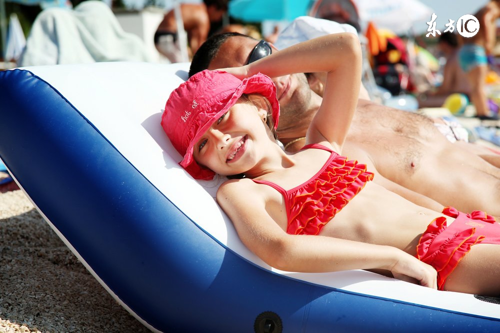 脸老感觉洗不干净,脸上的黑斑很多年了能去除吧