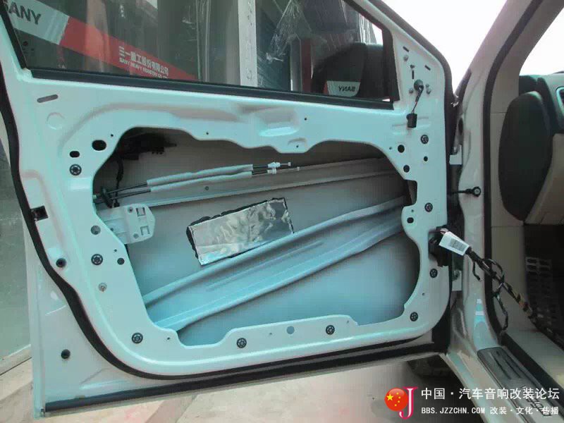 宜昌极品音改菲亚特无损改装以色列摩雷听宝音响