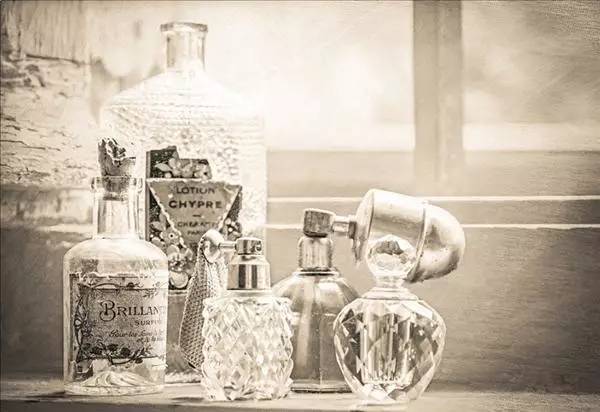 芦丹氏香水留香超级久,芦丹氏玫瑰味香水