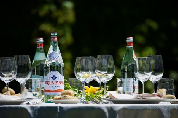 种草|这是什么矿泉水？喝一瓶肾没了