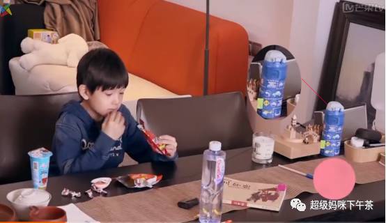 宝宝吸管学饮杯0-1岁保温杯,宝宝喝水吸管杯防呛推荐