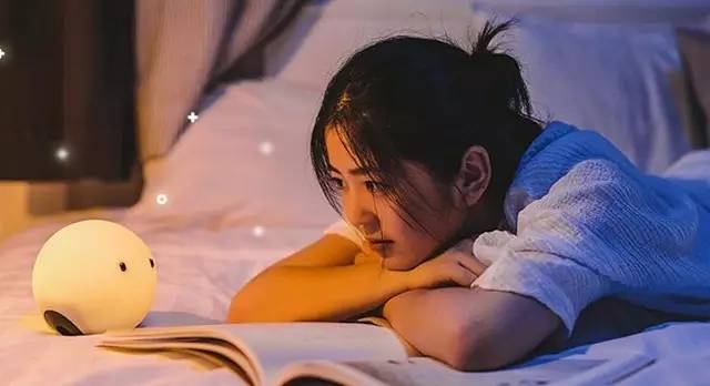 圣诞节送什么小礼物给女友,圣诞节送女友礼物什么最合适