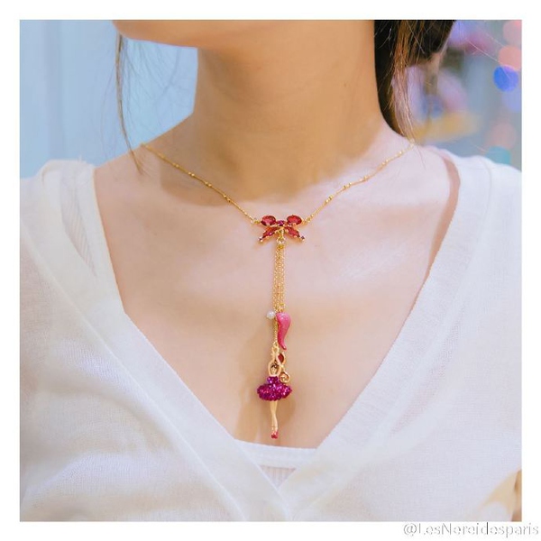 20岁女孩子戴什么首饰好,二十几岁女孩戴什么