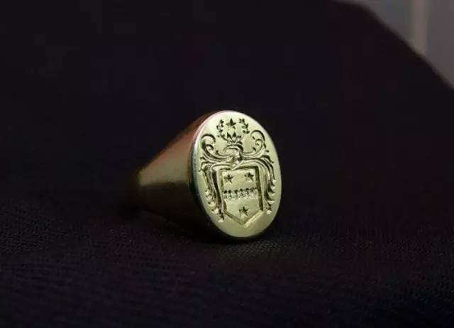 送男票礼物推荐,送男票的实用礼物