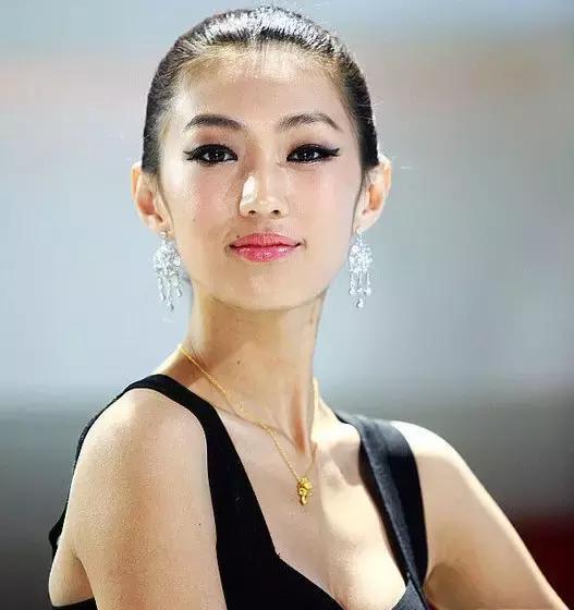 车展只看车的男人,车展上除了新车还需要注意什么