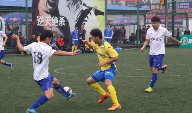 教你五步踢好球,五个足球技巧