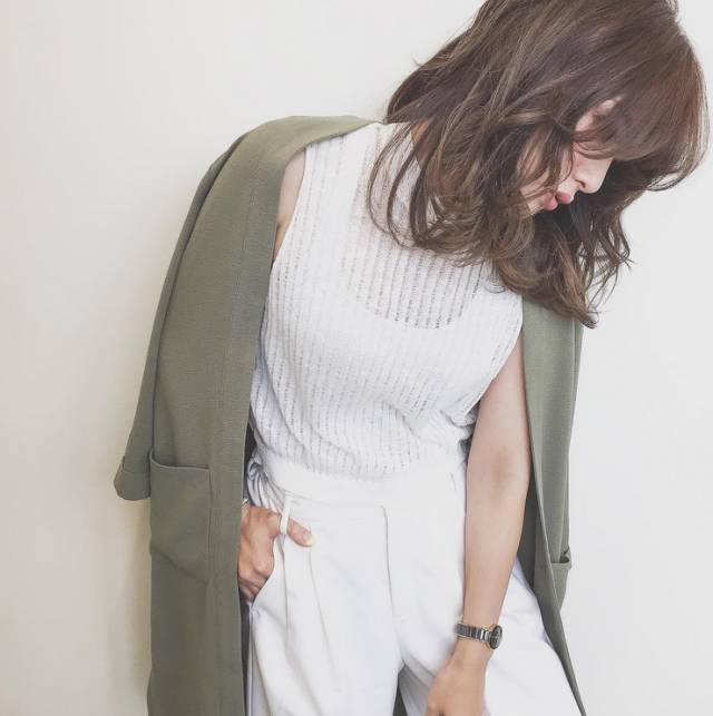 蓬松烫卷打造的这几款中短发造型，让女明星们一夜间都组团去剪了