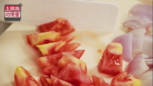 牛肉西红柿汤怎么做好喝窍门,牛肉做汤里面可以放什么