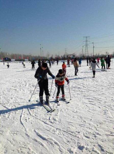 安阳嘉禾高尔夫滑雪场,嘉禾山悠乐谷滑雪场