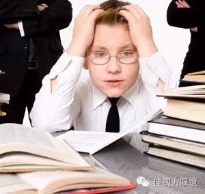 你为什么频繁眨眼,我们为什么经常不由自主的眨眼睛