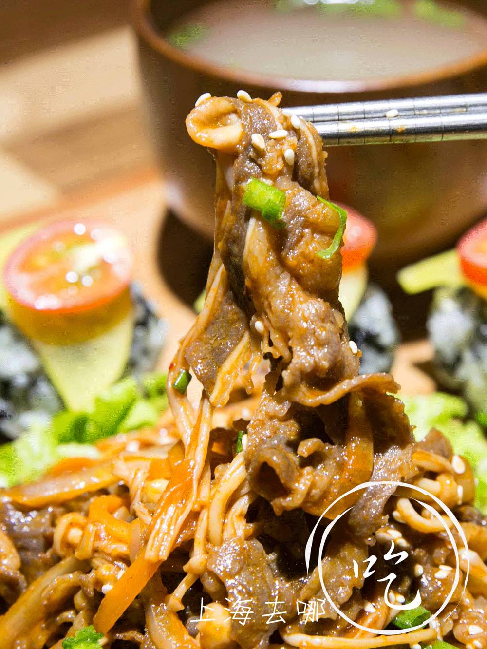 魔都这家店有一只“浴火焚身”的韩国鸡，一群人竟然抢着去滚菜单！