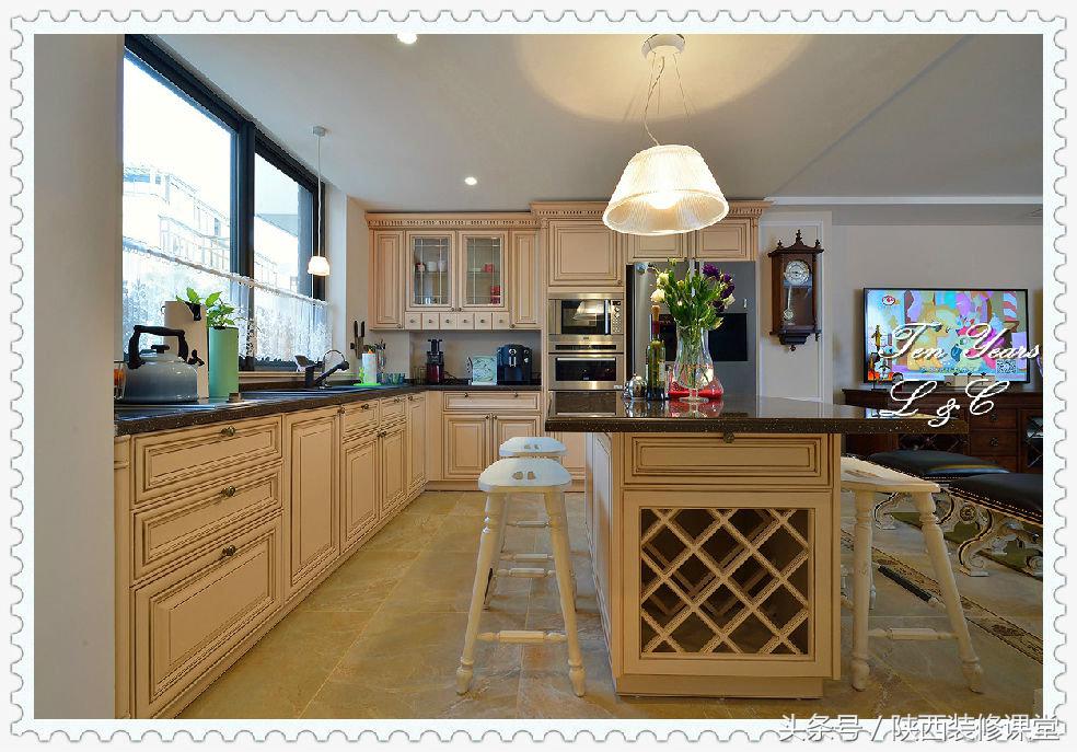 结婚已经十年，十年给老婆的礼物就是这套不大不小的房子