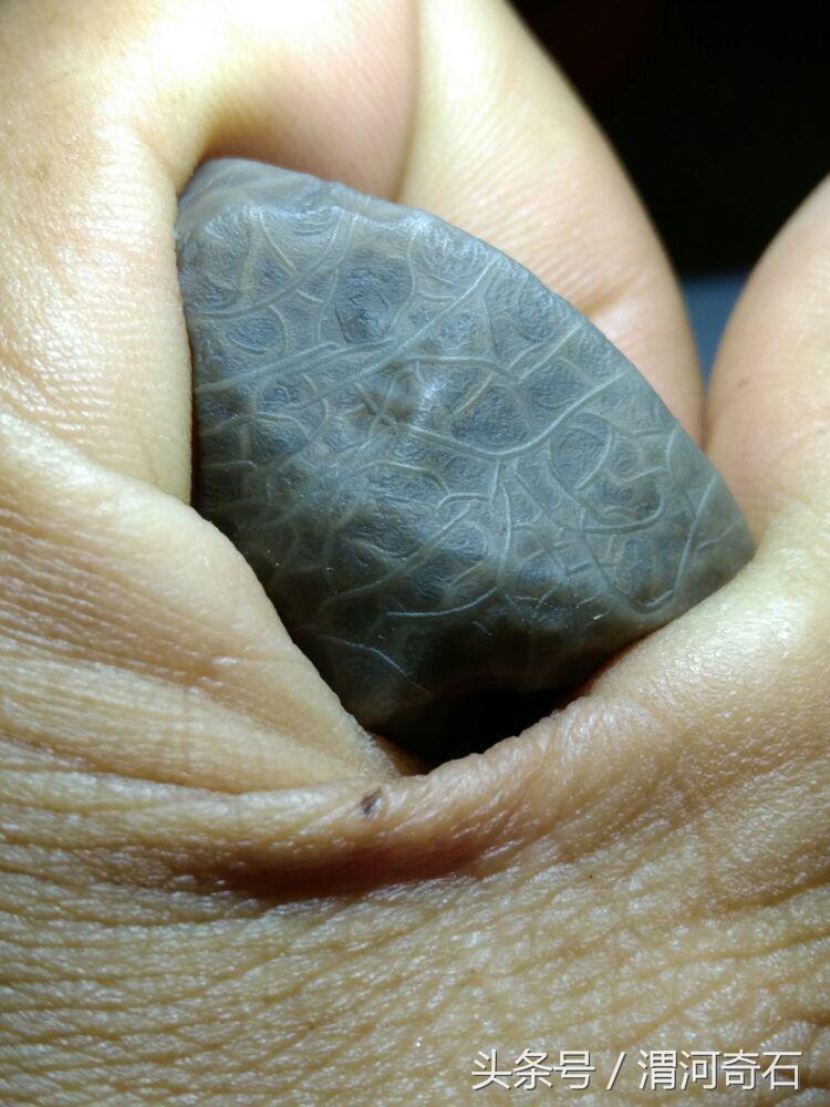 戈壁玛瑙温润如玉,心脏型戈壁玛瑙