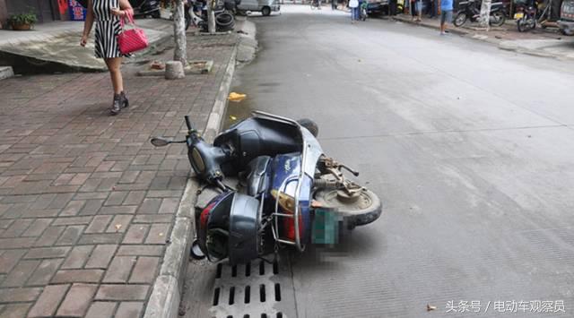 电动车车把转向失灵怎么修,电动汽车转向不灵活怎么处理