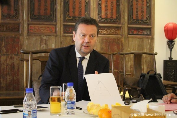 二手斯堪尼亚牵引车价格,最新斯堪尼亚二手车行情