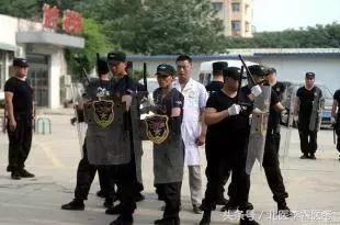 最幽默段子医生,最搞笑的段子讲健康