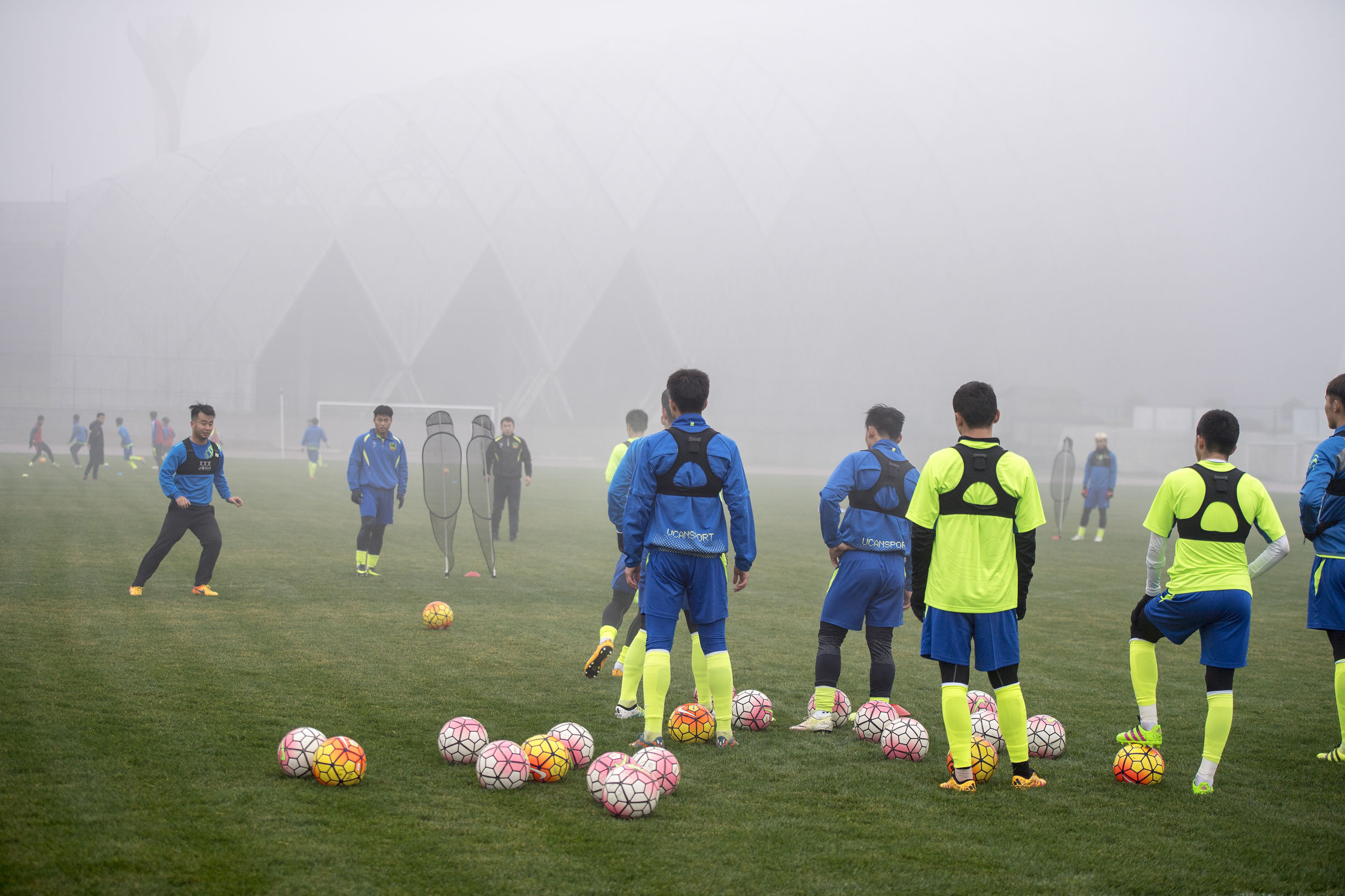 贵州恒丰智诚球迷视频,贵州恒丰智诚足球队