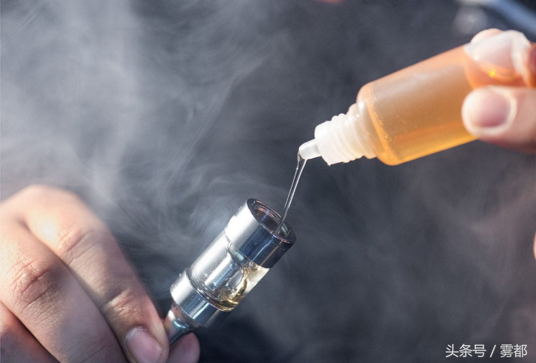 莫大意！母亲自制*子烟电**烟油太粗心，致6岁女童尼古丁中毒