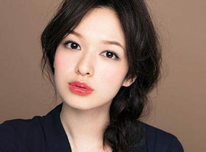 ysl圣诞限定金箔口红,ysl圣诞款口红