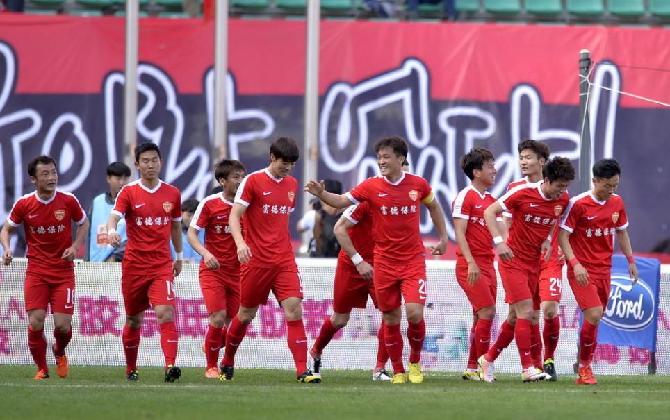 四名归化球员入选国足名单,朝鲜族国脚名单