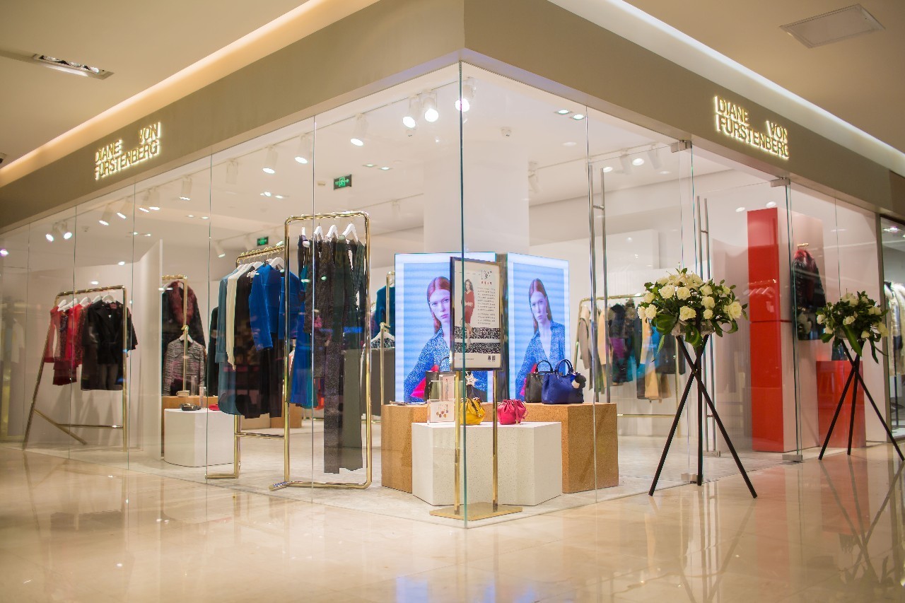 武汉女人最爱这个美国佬？知道真相的我眼泪掉下来！