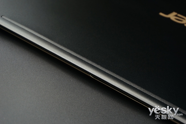 acerswift7二合一笔记本评测,极致轻薄本宏碁蜂鸟swift3体验