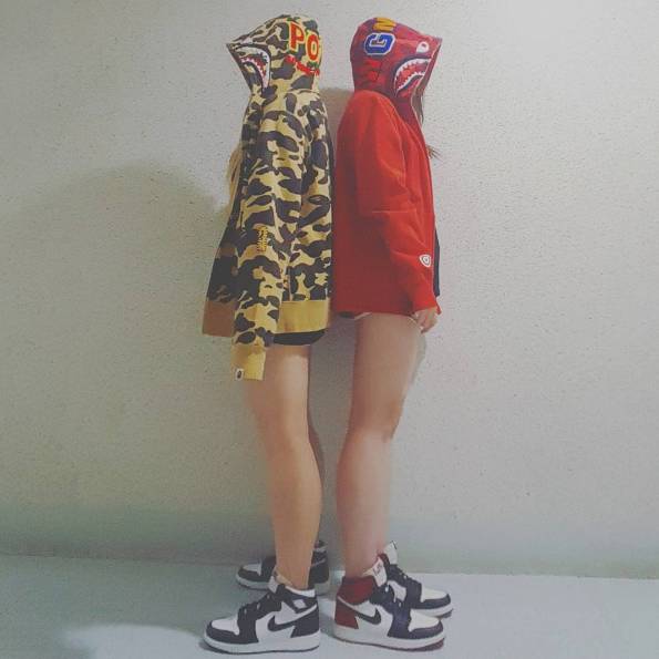 aj1为什么感觉两双鞋面不一样,aj1灰白高帮最新发售的是限量款吗