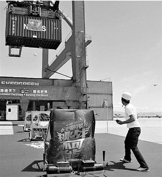 央视记录桥吊司机,桥吊司机视频