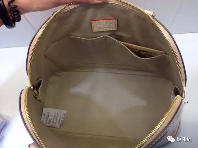 杨幂背的mk包,杨幂同款mk包经典款