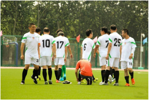 足球比赛完后如何放松肌肉,足球比赛放松视频教程