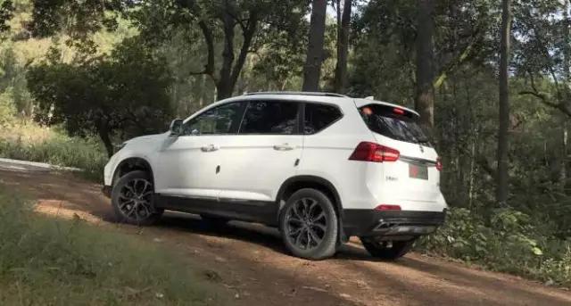 高性价比大空间suv售不足7万起,高性价比入门豪华suv