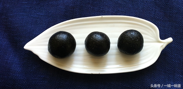 正确的黑芝麻九蒸九晒方法,九蒸九晒黑芝麻丸详细做法和比例