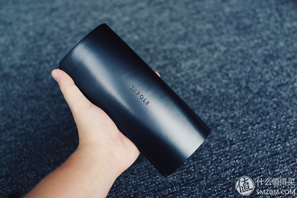 柯南戴白眼镜图片,柯南同款眼镜戴上之后能看见吗