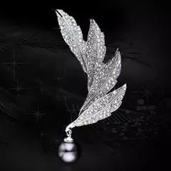 秋冬适合的胸针,胸针让你的冬季日常搭配更优雅