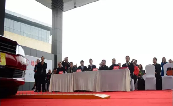 涓閮庣墝瀹夊叏杞儙,涓鐙肩墝瀹夊叏杞儙