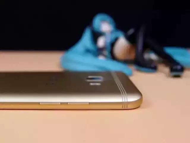 三星galaxyc9pro处理器,三星galaxyc9pro玩游戏卡吗