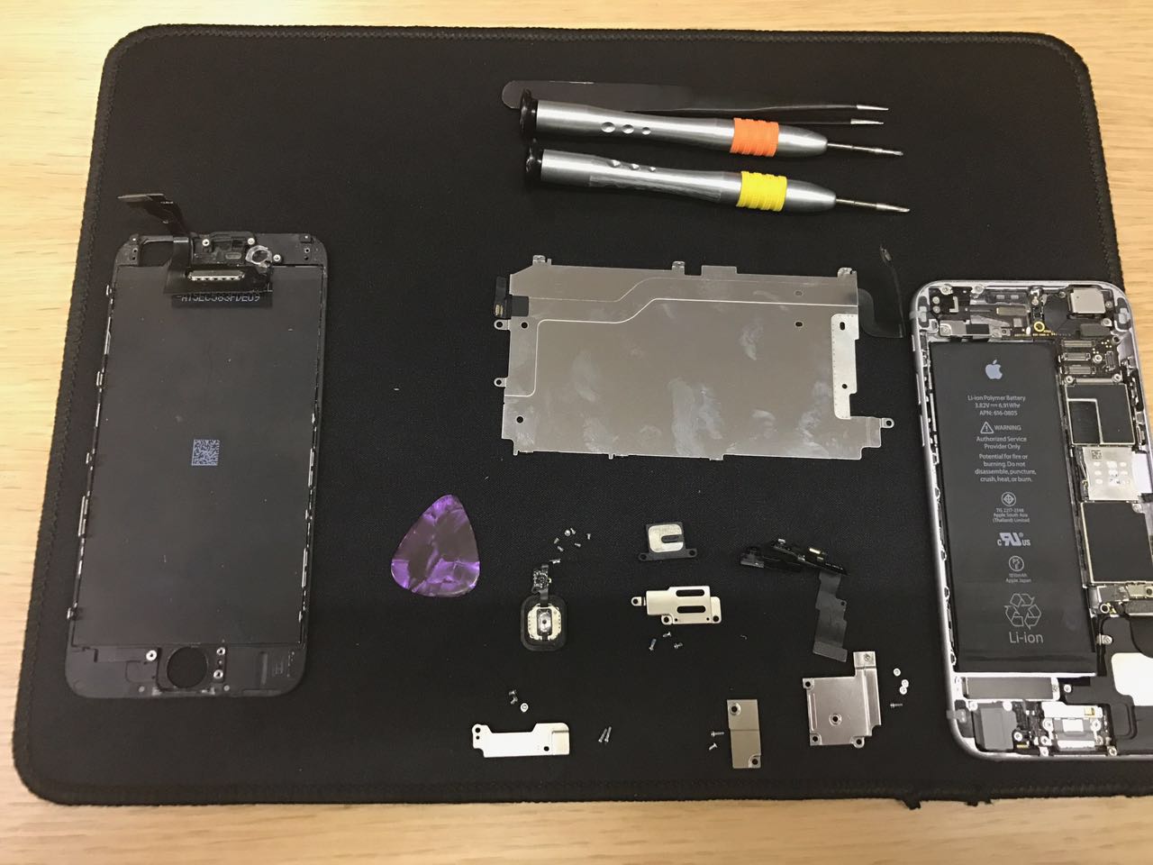 iphone6屏幕换玻璃,iphone6屏幕更换多少钱