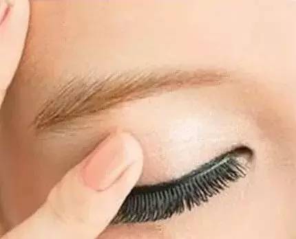 初学美睫的技巧有哪些,快速美睫小技巧