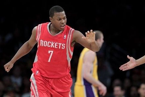 火箭仅落后第10的勇士2个胜场,火箭正负值追平勇士成联盟第一