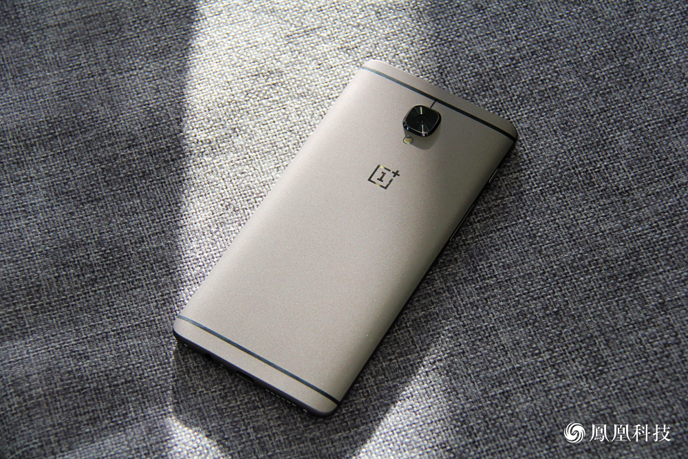 入手一加3T一个月简洁的7.0氢OS比MIUI8好用太多