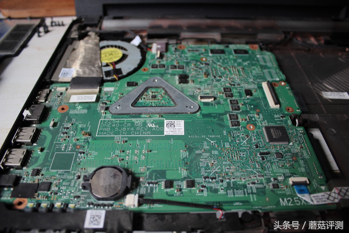 戴尔inspiron3421加装固态,戴尔笔记本inspiron143476拆机