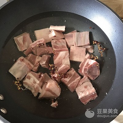 红烧羊排的做法王刚,红烧羊排的做法