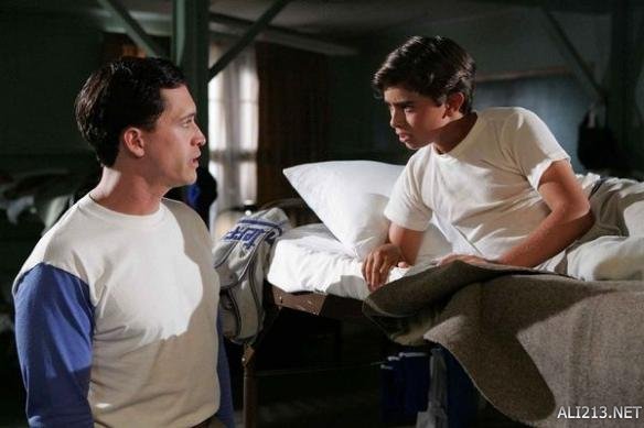 让人热血沸腾的十部必看战争电影,必看的10部励志体育电影