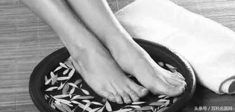 养生先从足底泡脚开始,冬天泡脚的最佳时间和方法