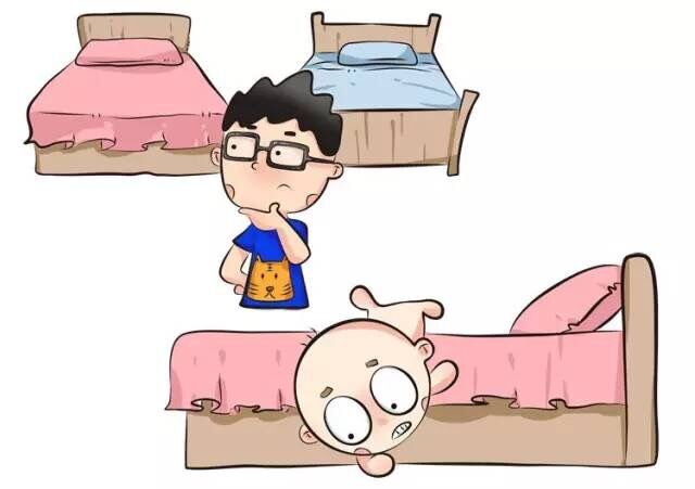 婴儿床安全吗,爸爸妈妈看婴儿