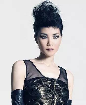 王菲日本演唱会,王菲99日本演唱会波西米亚狂想曲