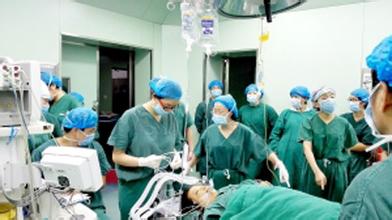 产房急救故事：16块纱布塞进子宫，怎么就挽救了孕妇的生命？