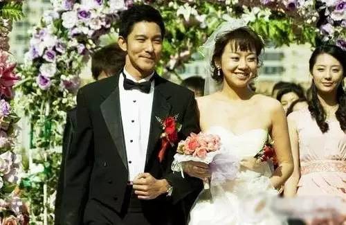 爱美的女人是不分年龄段的,爱美的女人青春永不老