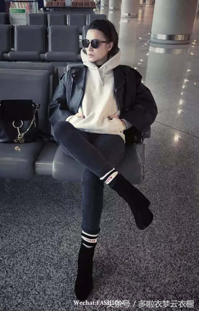 刘诗诗杨幂穿毛毛鞋,杨幂刘诗诗最新路透